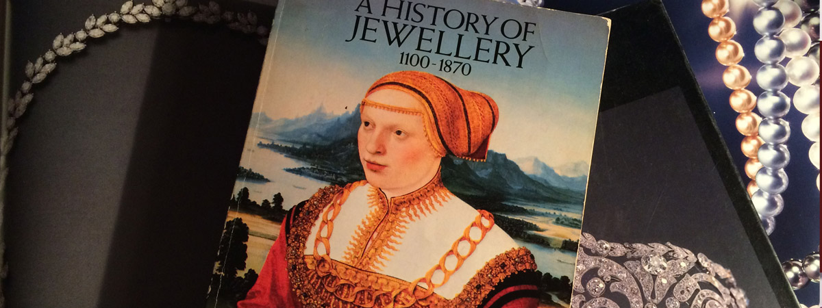 “The dazzling magnificence”. The Review of book. A History of jewellery. 1100-1870. By Joan Evans.